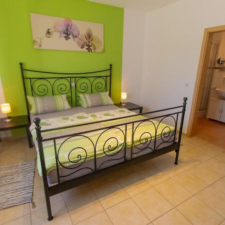 Weingut Roth Apartment Kindel Bagian luar foto